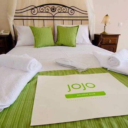 Jojo Beach Hotel & Bar Agios Georgios  外观 照片